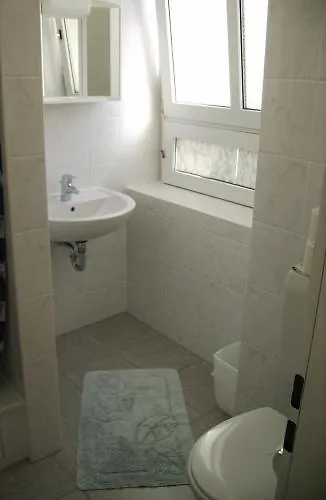 Hotel-pension Gribnitz فندق برلين